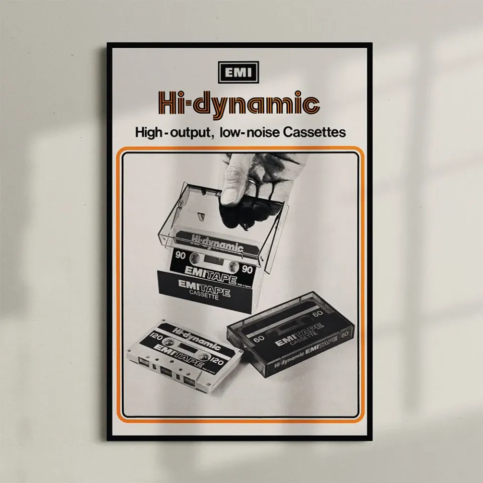 EMI Hi-Dynamic affiche encadrée 24x36 bois